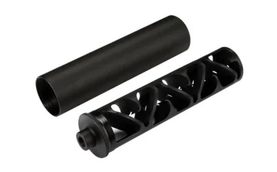 104882
